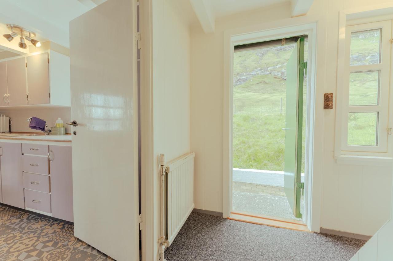 Authentic Faroese House / Unique Location / Nature Hellurnar Luaran gambar